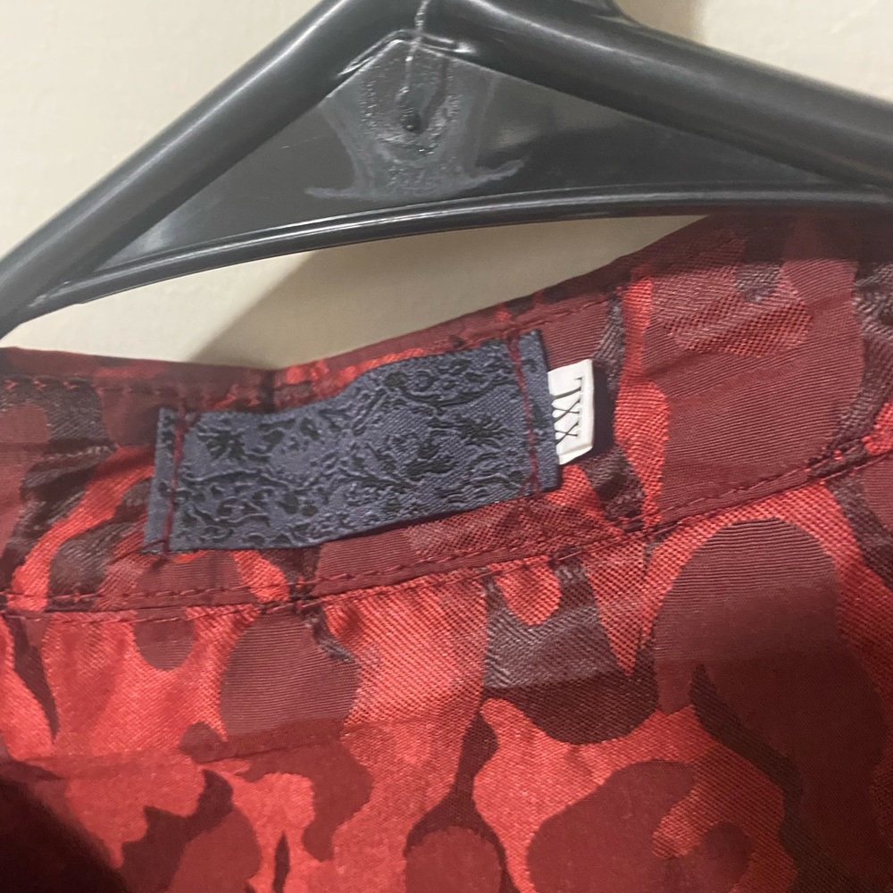 Red & Black Patterned Button Up Collared Shirt - Picture 3 of 3